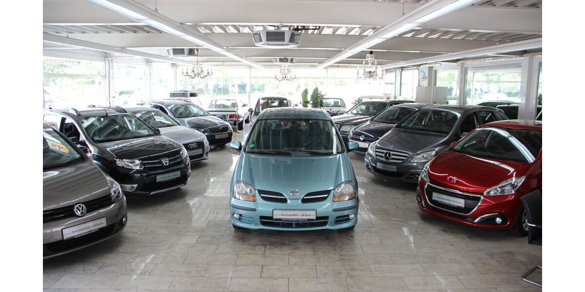 Nissan Almera 170.000 km 1.990 € Essen 45356