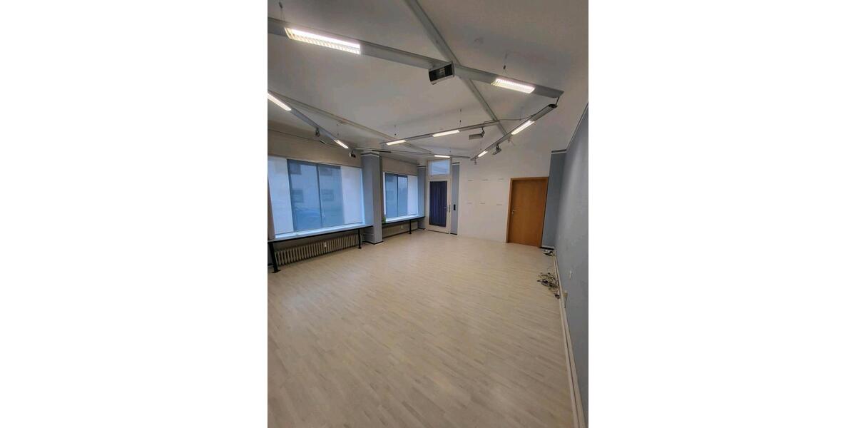 Attraktiver Geschäftsraum in Witten ab sofort zimmer