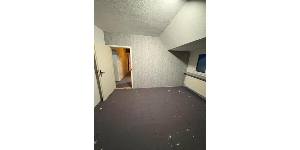 Mietwohnung 3,5 Zimmer DG 3 zimmer