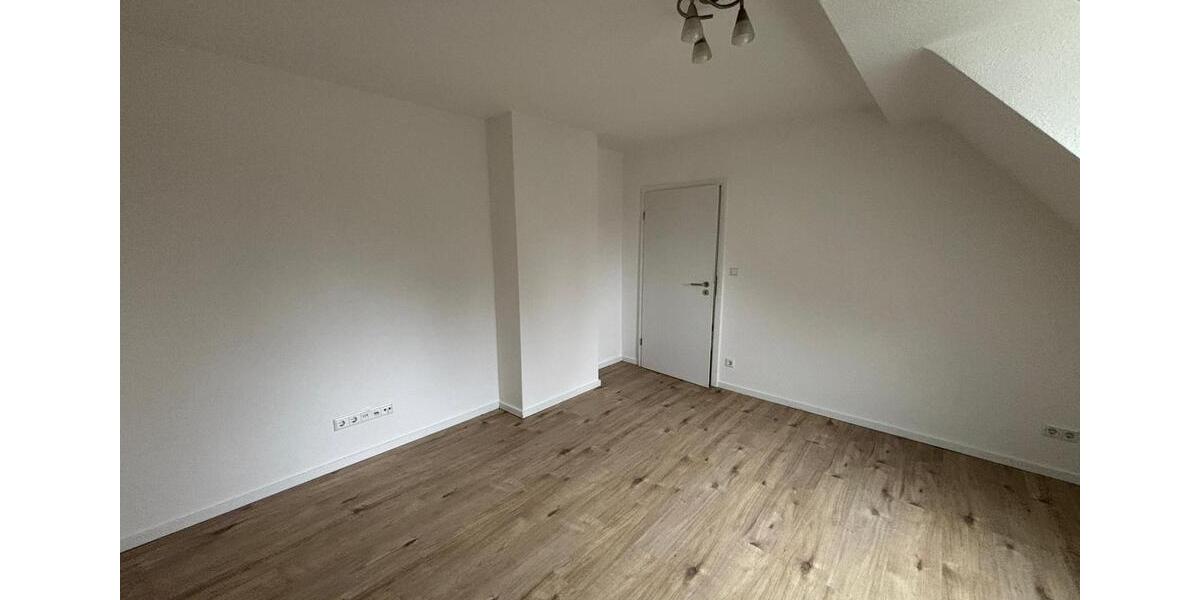 Dachgeschoßwohnung Bottrop Boy - 3 Zimmer, 53 m&sup2;, 500&euro; | Angebot:25560378
