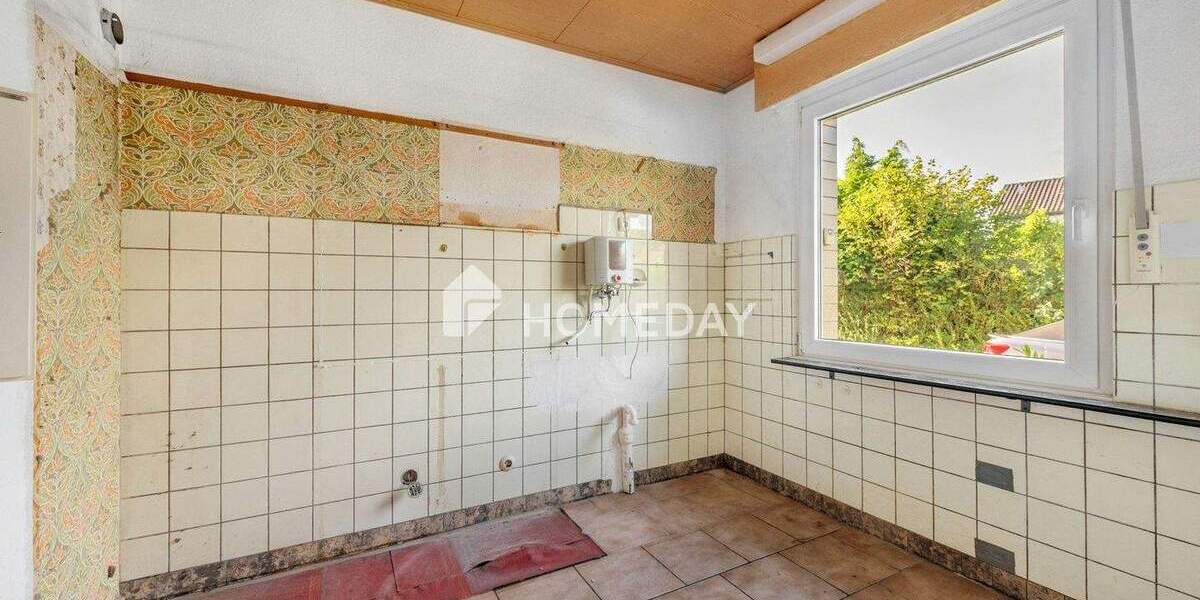 Charmante Doppelhaushälfte mit Potenzial - ruhige Lage, Gartenidylle und viel Gestaltungsspielraum 5 zimmer