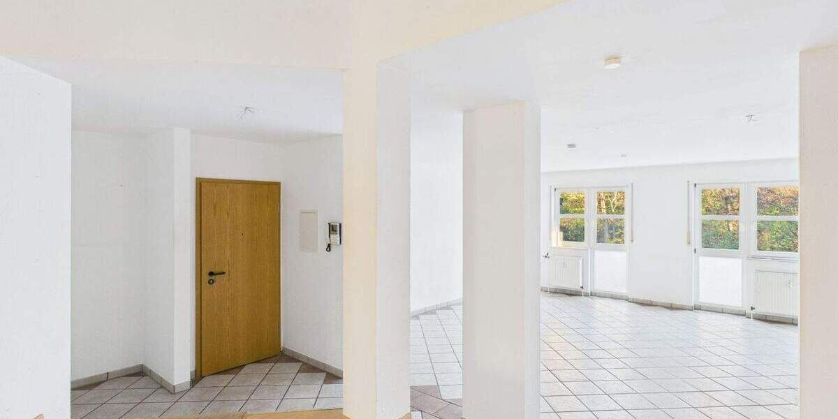 Etagenwohnung Recklinghausen Stadtmitte - 2 Zimmer, 106 m&sup2;, 229.500&euro; | Angebot:25738374