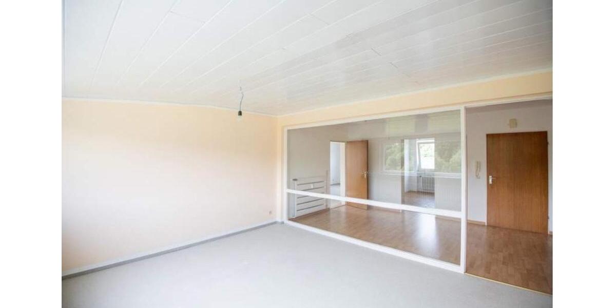 Etagenwohnung Essen Stadtbezirk VI - 3.5 Zimmer, 79 m&sup2;, 1.160&euro; | Angebot:25658380