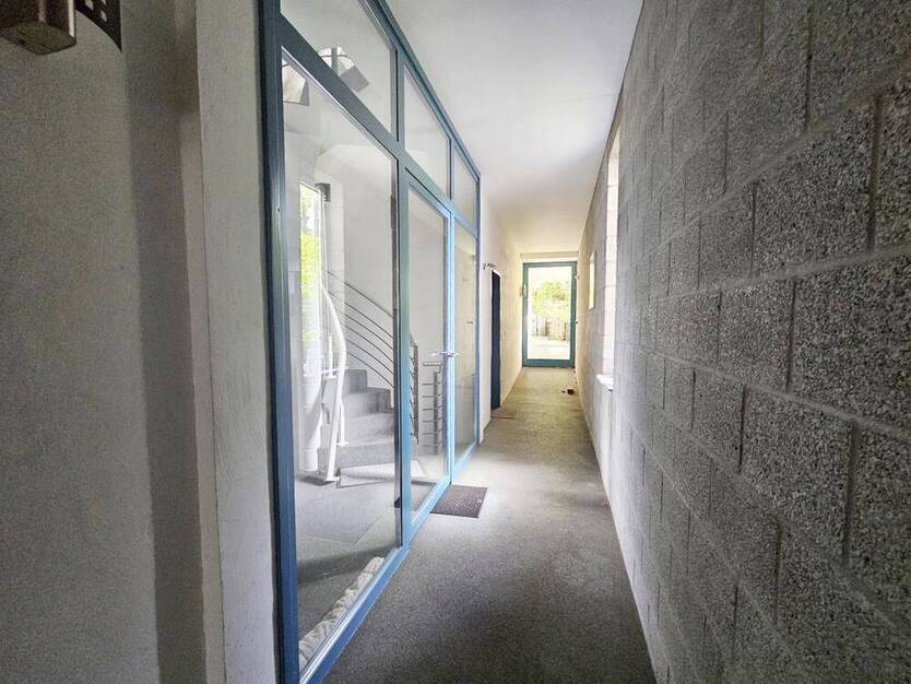 Moderne Architektur trifft auf charmante Baukunst – Häuserensemble aus 2 Einfamilienhäuser, EinliegerWohnung + Fabrikgebäude