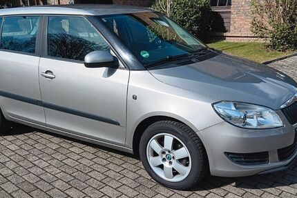 Skoda Fabia 125.000 km 3.840 &euro; Herten 45699