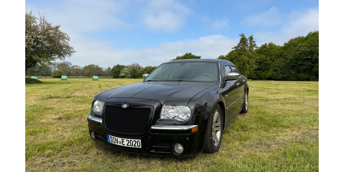 Chrysler 300C 179.982 km 7.500 &euro; Voerde 46562