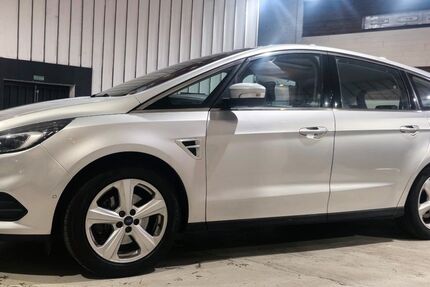 Ford S-Max 129.983 km 16.700 &euro; Voerde 46562