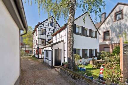 Haus Essen Stadtbezirk IX - 14 Zimmer, 233 m&sup2;, 598.000&euro; | Angebot:26501978