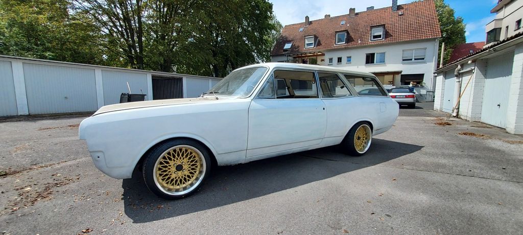 Opel Rekord 11.000 km 6.499 &euro; Mülheim 45470