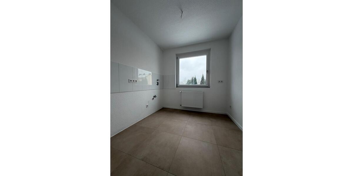 Etagenwohnung Duisburg Mittelmeiderich - 1 Zimmer, 50 m&sup2;, 650&euro; | Angebot:25790433