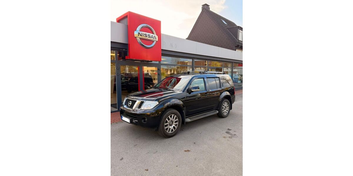 Nissan Pathfinder 250.000 km 9.200 &euro; Essen 45356