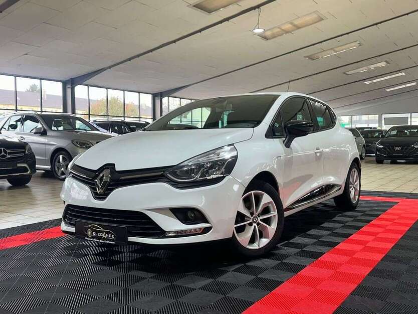 Renault Clio 123.500 km 8.900 € Oberhausen 46047
