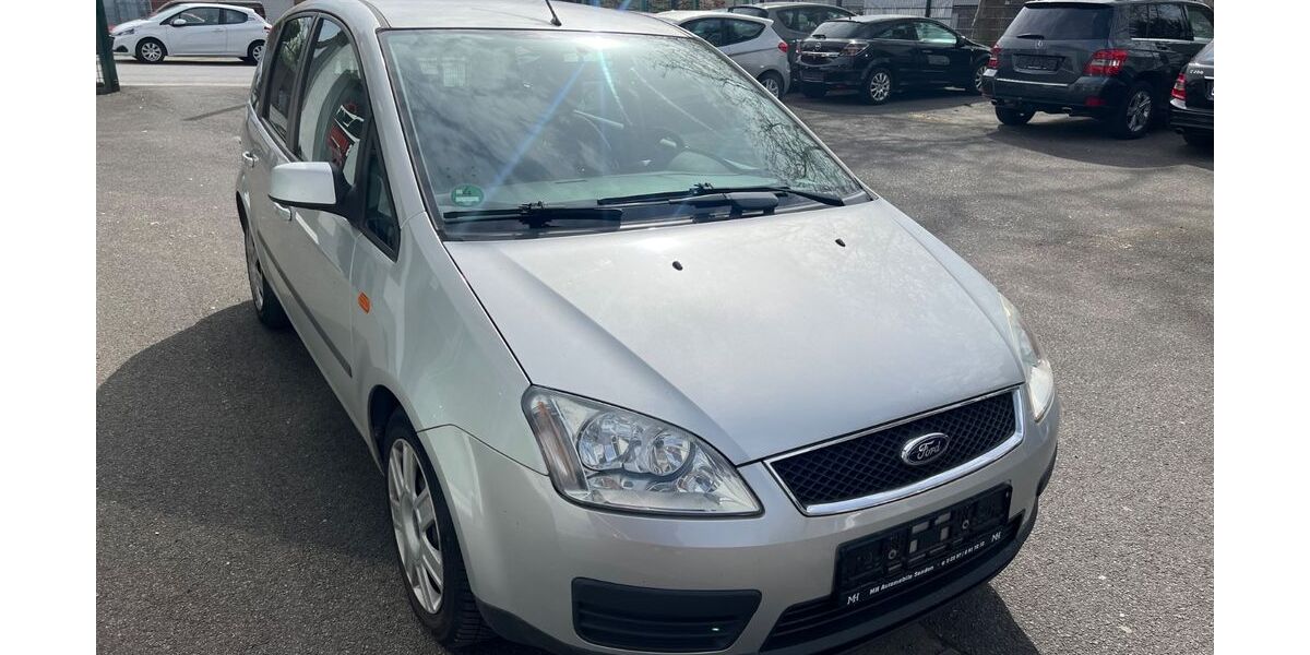 Ford Focus 104.000 km 2.699 &euro; Recklinghausen 45663