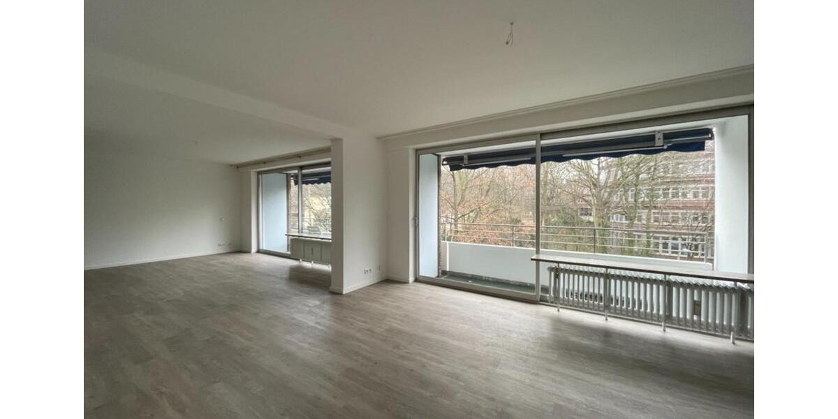 Wohnen am Duisburger Kaiserberg: großzügig aufgeteilte, vor 3 Jahren modernisierte 3-Zimmer- Wohnung (zwei Balkone). 3 zimmer