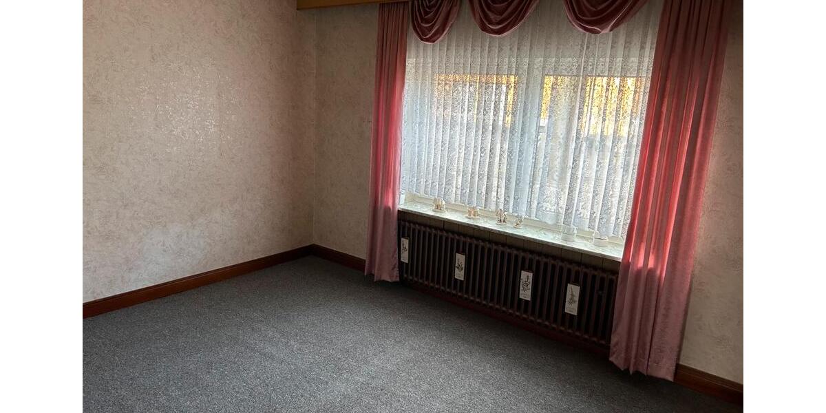 Mehrfamilienhaus, Wohnhaus Duisburg Mittelmeiderich - 16 Zimmer, 424 m&sup2;, 449.999&euro; | Angebot:27503067