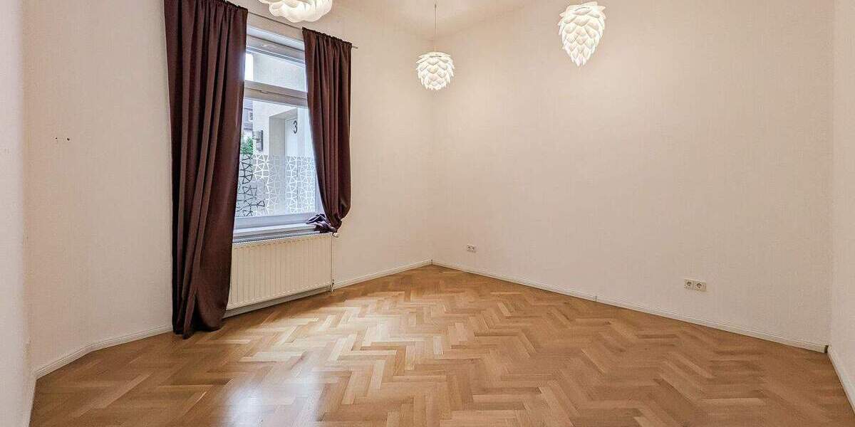 Etagenwohnung Bochum Gerthe - 5 Zimmer, 133 m&sup2;, 298.000&euro; | Angebot:25665728