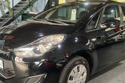 Hyundai ix20 73.000 km 6.790 &euro; Bottrop 46238