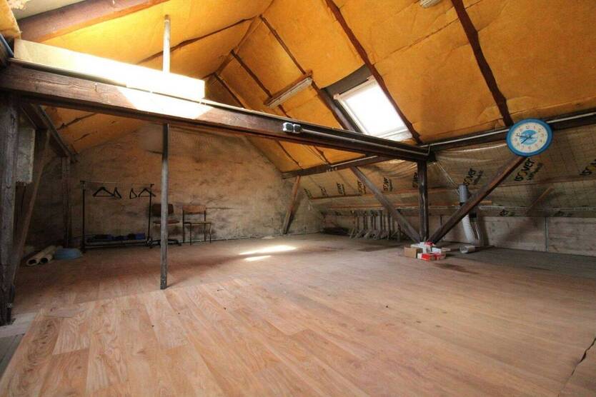 Attraktive Gewerbeeinheit mit Büroflächen, Lager und Entwicklungspotenzial in Duisburg-Buchholz zimmer