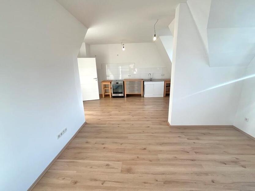 Wunderschöne 4 Zimmerwohnung mit Balkon zimmer