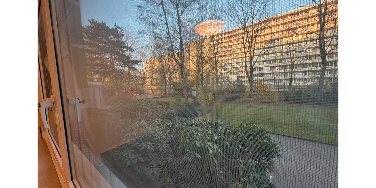 Erdgeschoßwohnung Ratingen Tiefenbroich - 3 Zimmer, 87 m&sup2;, 260.000&euro; | Angebot:27505494