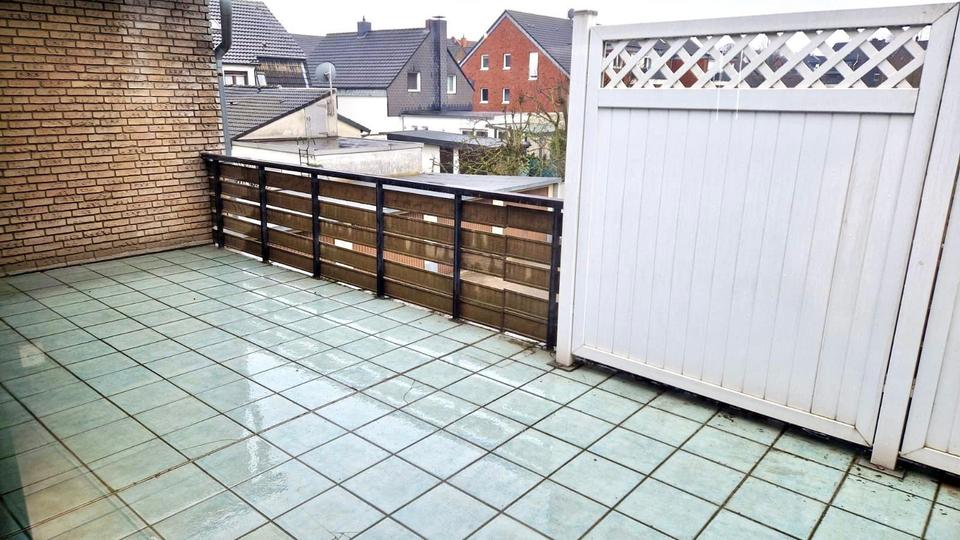 Großzügige Doppelhaushälfte mit Kamin & Balkon in Bottrop 8 zimmer