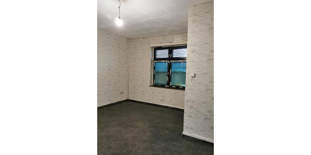 Erdgeschoßwohnung Mülheim an der Ruhr - 5 Zimmer, 108 m&sup2;, 999&euro; | Angebot:25478962