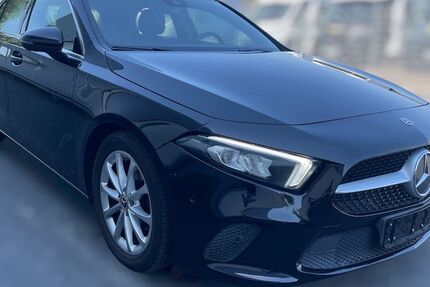Mercedes-Benz A 180 141.000 km 15.400 &euro; Essen 45309