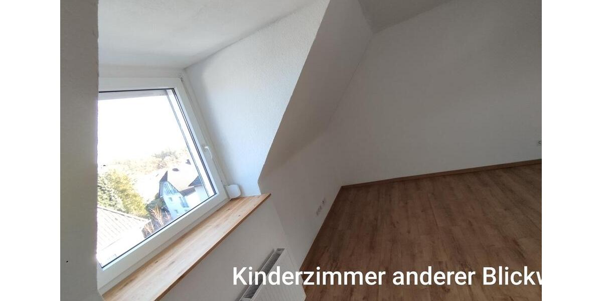 Dachgeschosswohnung ***frisch saniert und Toplage *** 3 zimmer