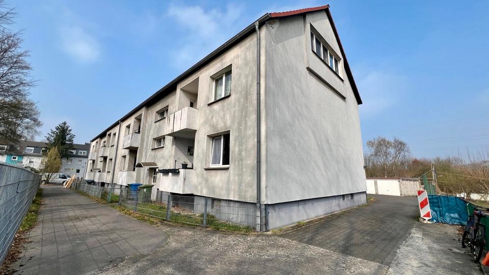 Mehrfamilienhaus 8 Wohnungen 5 Garagen zimmer