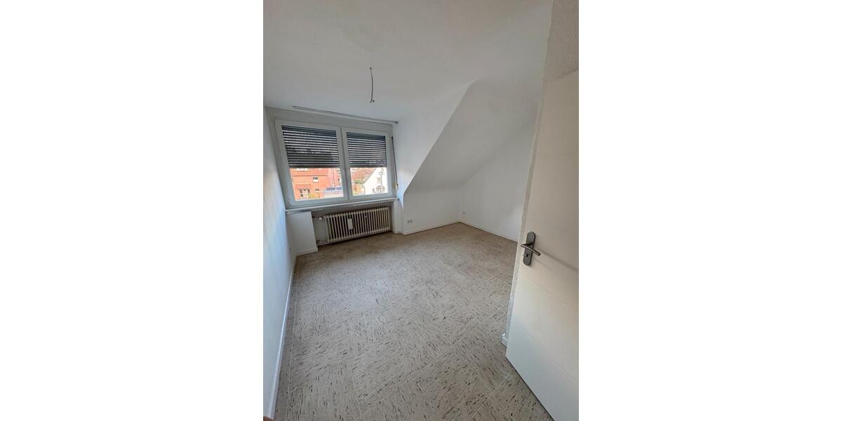 Dachgeschoßwohnung Herten Bertlich - 3.5 Zimmer, 100 m&sup2;, 880&euro; | Angebot:25658415