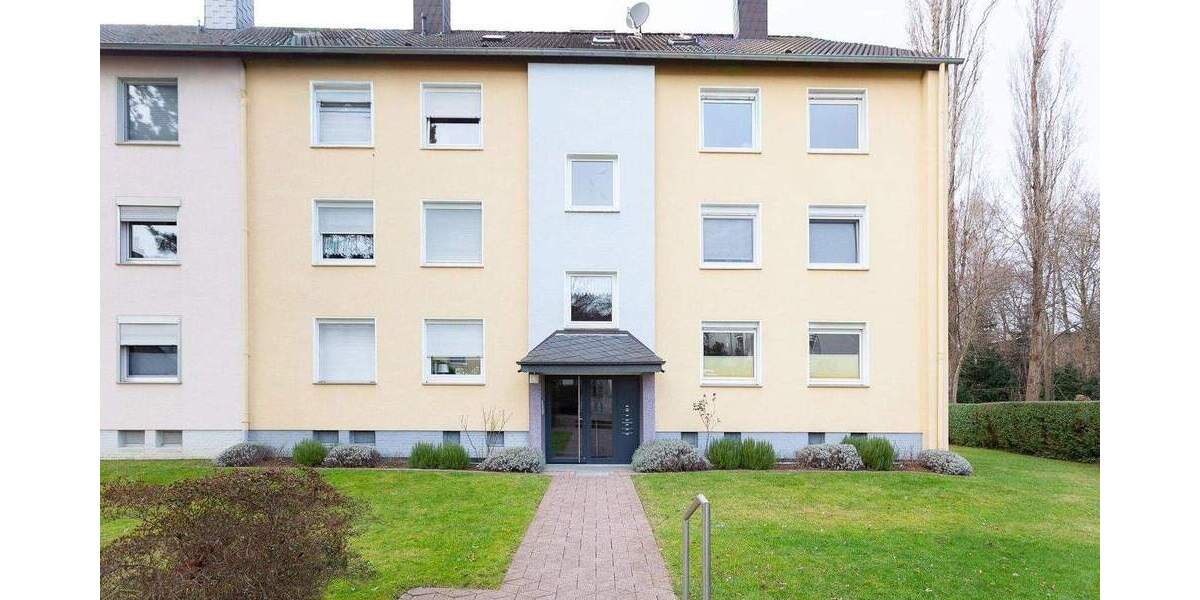 Wunderschöne, frisch renovierte 3-Zimmer-Eigentumswohnung mit Balkon 3 zimmer