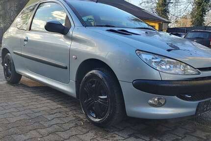 Peugeot 206 134.500 km 1.799 &euro; Essen 45326