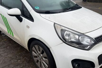 Kia Rio 206.000 km 1.590 &euro; wuppertal 42285