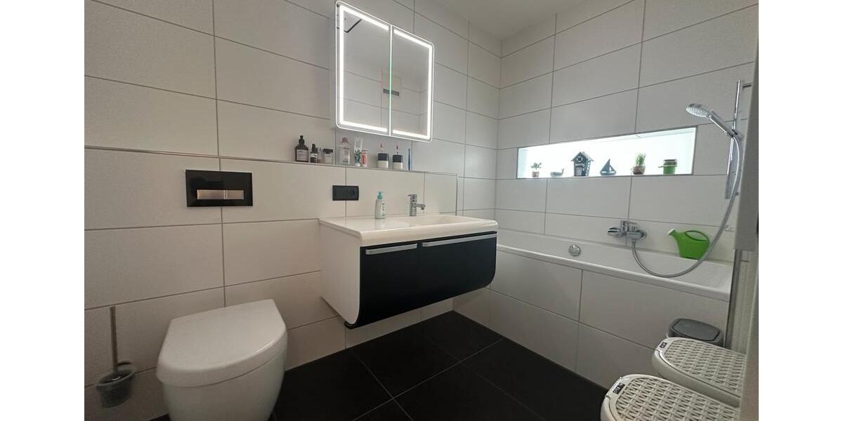 Etagenwohnung Essen Stadtbezirk VI - 4 Zimmer, 99 m&sup2;, 299.000&euro; | Angebot:25050114