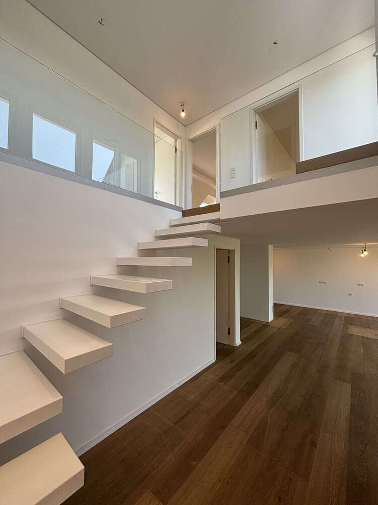 Wohnung zum Mieten in Düsseldorf 4.150 € 225 m²