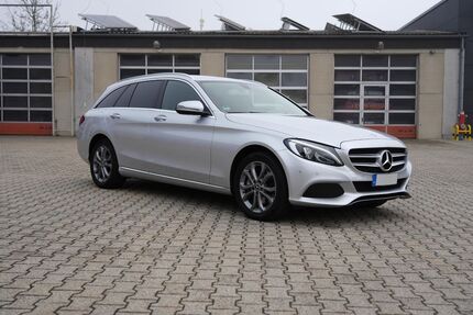 Mercedes-Benz C 250 334.685 km 9.600 &euro; Essen 45356