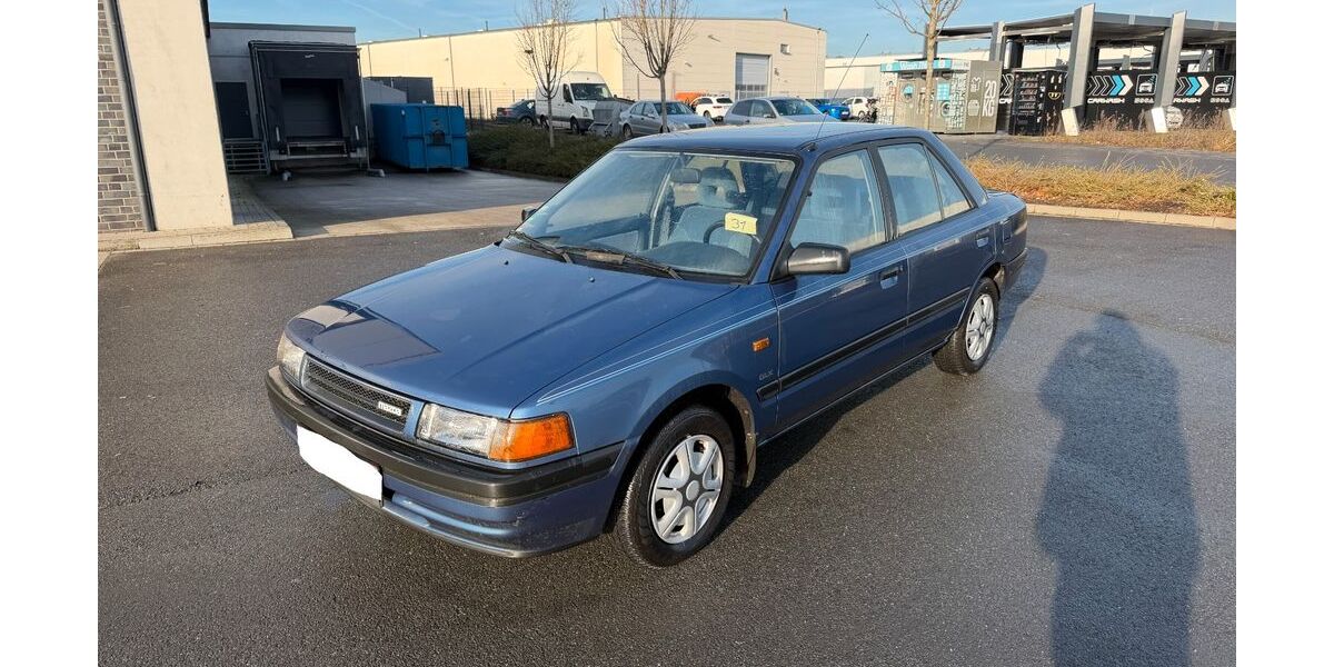 Mazda 323 95.000 km 2.450 &euro; Essen 45329