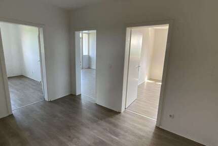 Wohnung Velbert Velbert-Mitte - 2 Zimmer, 63 m&sup2;, 479&euro; | Angebot:27457521