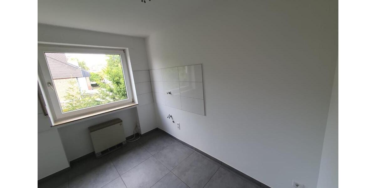Hochparterre Bottrop Feldhausen - 3 Zimmer, 74 m&sup2;, 900&euro; | Angebot:24829681