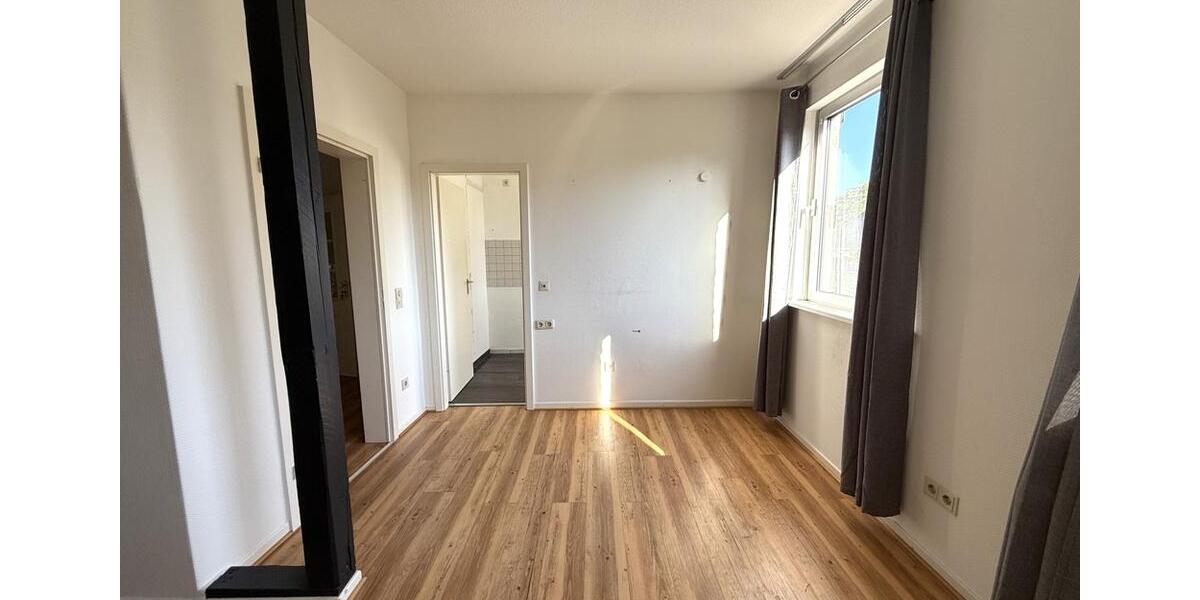 Villa Gelsenkirchen Buer - 12 Zimmer, 310 m&sup2;, 3.200&euro; | Angebot:22985202