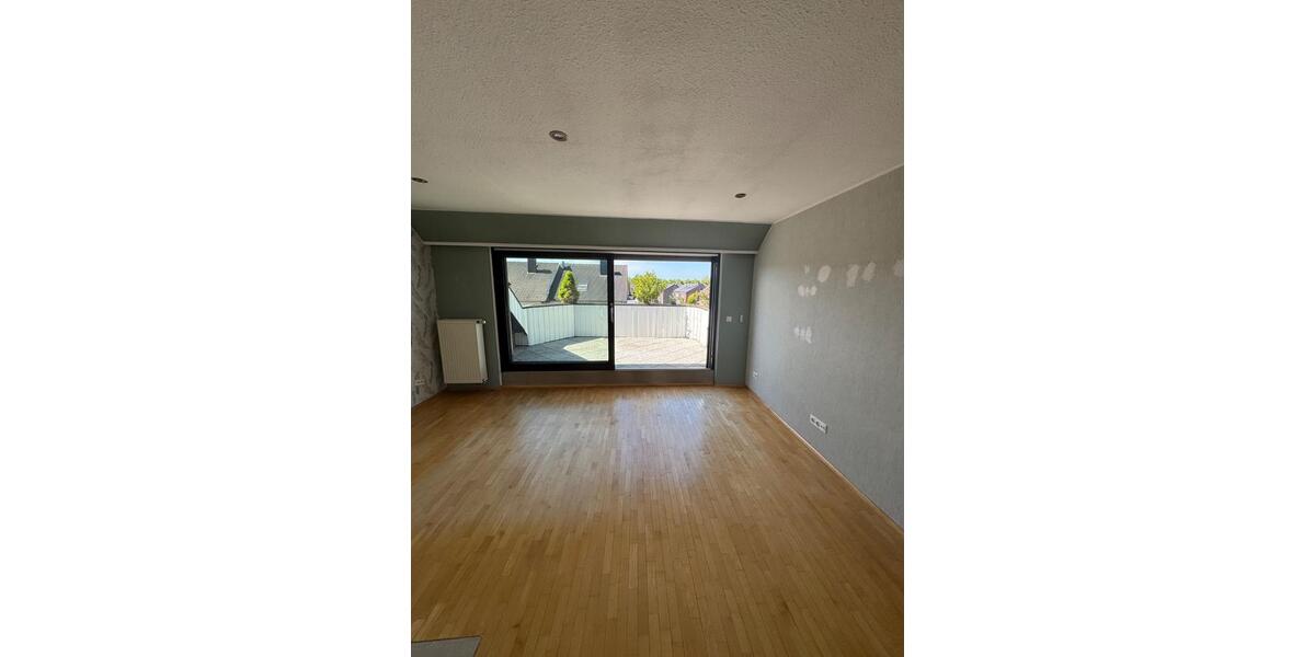 Dachgeschoßwohnung Dorsten - 3 Zimmer, 105 m&sup2;, 850&euro; | Angebot:26420624