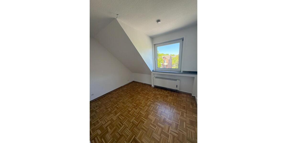 Etagenwohnung Recklinghausen - 4 Zimmer, 87 m&sup2;, 595&euro; | Angebot:26442299