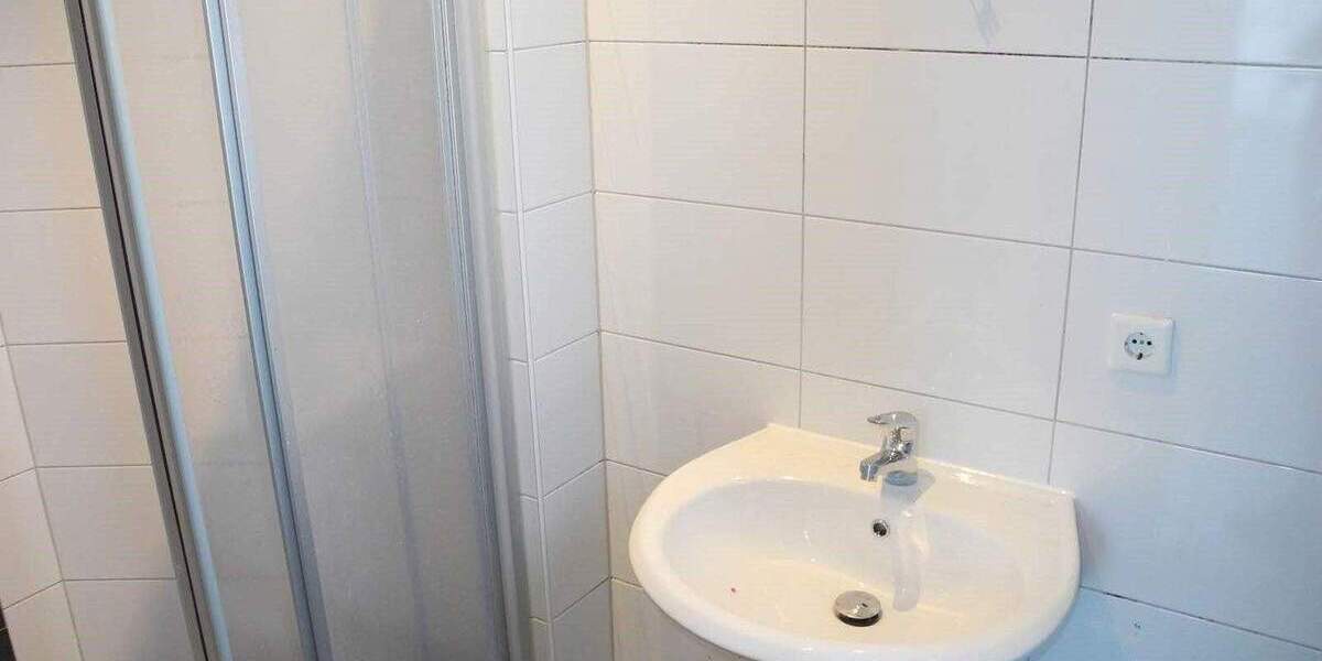 Attraktive 4,5 Zimmer mit Gartennutzung 4 zimmer