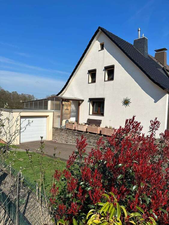 Haus zum Kaufen in Mülheim a.d.R. 495.000 € 107 m²