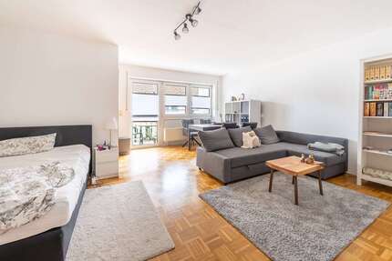 Wohnung zum Mieten in Straubing 495 € 44.54 m²