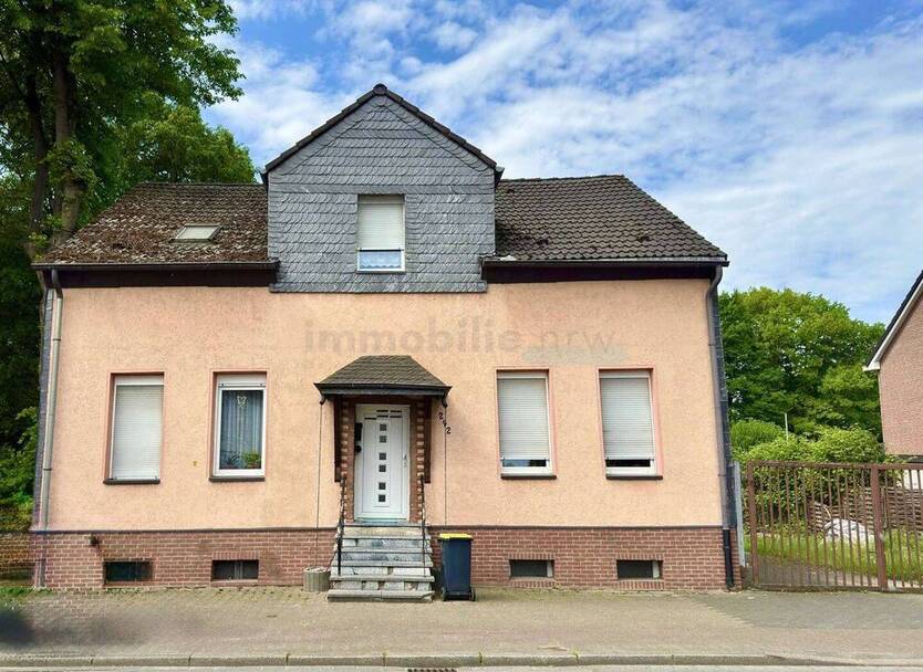 Mehrgenerationenhaus mit Potenzial - Charmantes Dreifamilienhaus in Gelsenkirchen
