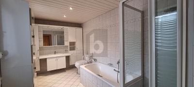 WOHNEN IM GRÜNEN MIT STADTNÄHE - Zweifamilienhaus Oberhausen Biefang | Angebot:25832326