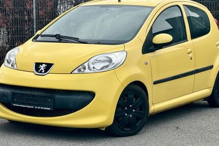 Peugeot 107 130.452 km 3.999 &euro; Wuppertal 42389