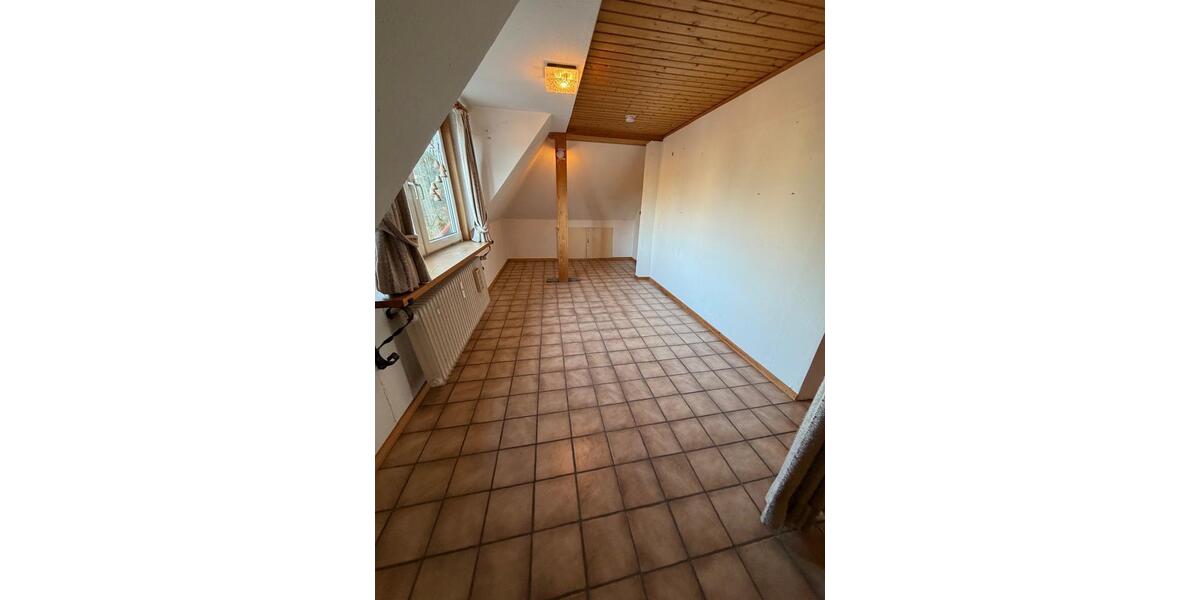 Dachgeschoßwohnung Bochum Eppendorf - 2 Zimmer, 55 m&sup2;, 565&euro; | Angebot:24741291