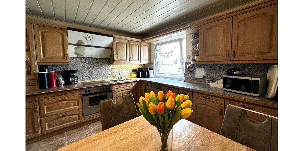 Doppelhaushälfte Essen Karnap - 6 Zimmer, 197 m&sup2;, 450.000&euro; | Angebot:24056728